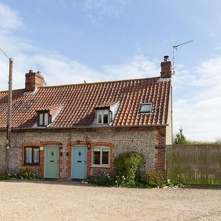 Garden Cottage West Beckham エクステリア 写真